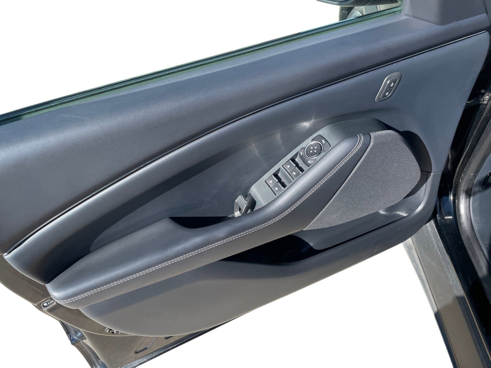 2022 Ford Mustang Mach-E Select photo 17