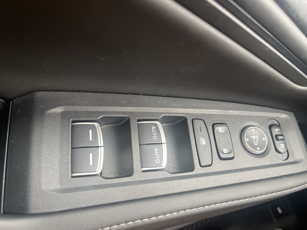 2023 Honda Accord Hybrid Sport photo 14