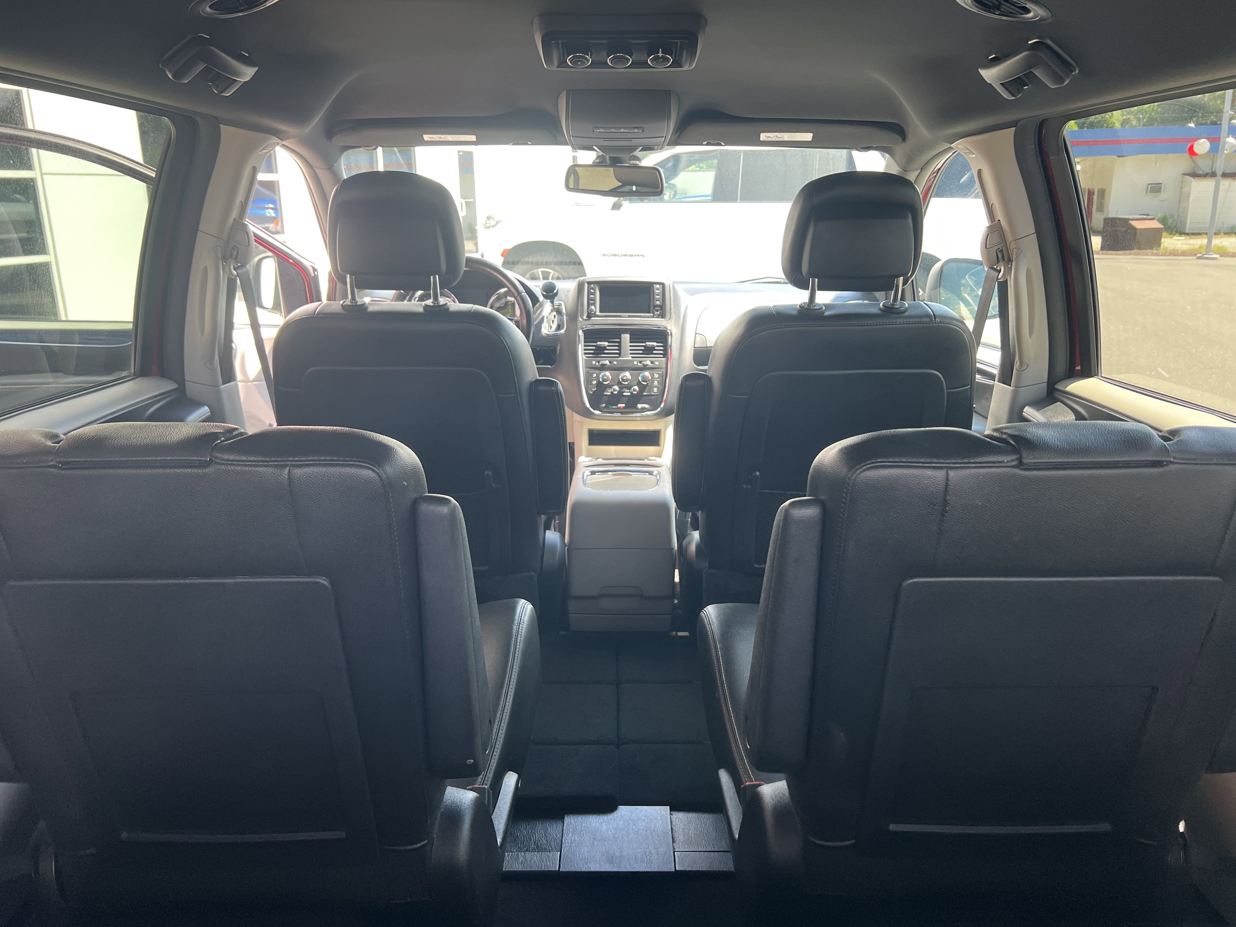 2020 Dodge Grand Caravan SXT photo 4