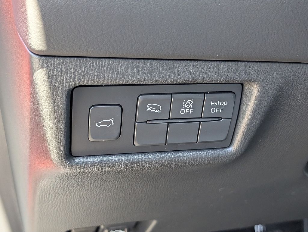 2025 Mazda CX-5 2.5 S Preferred photo 23