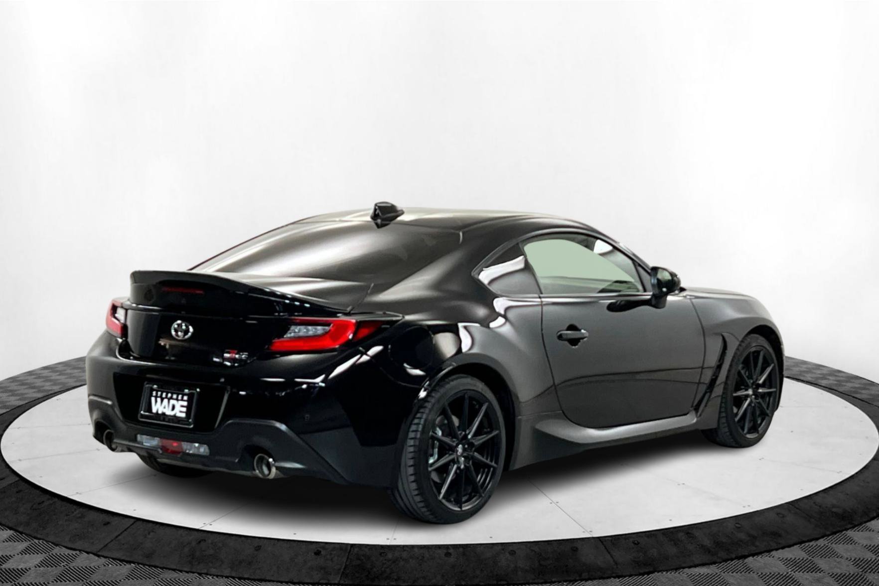 2024 Toyota GR86 Premium photo 5