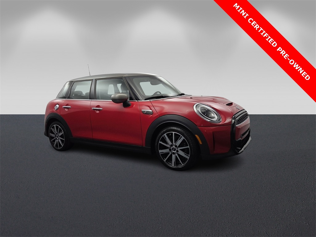 2023 MINI Hardtop 4 Door S's photo