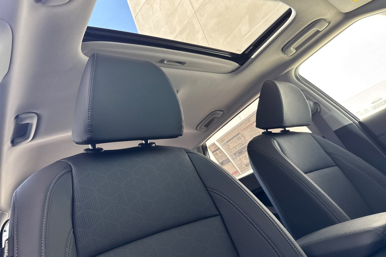 2026 Kia Seltos EX photo 13