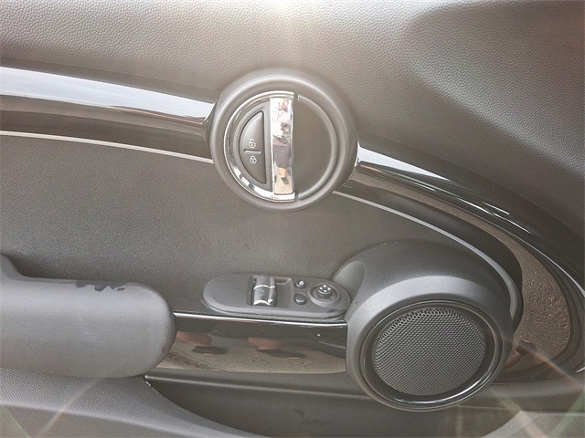 2022 Mini Cooper Hardtop S photo 10