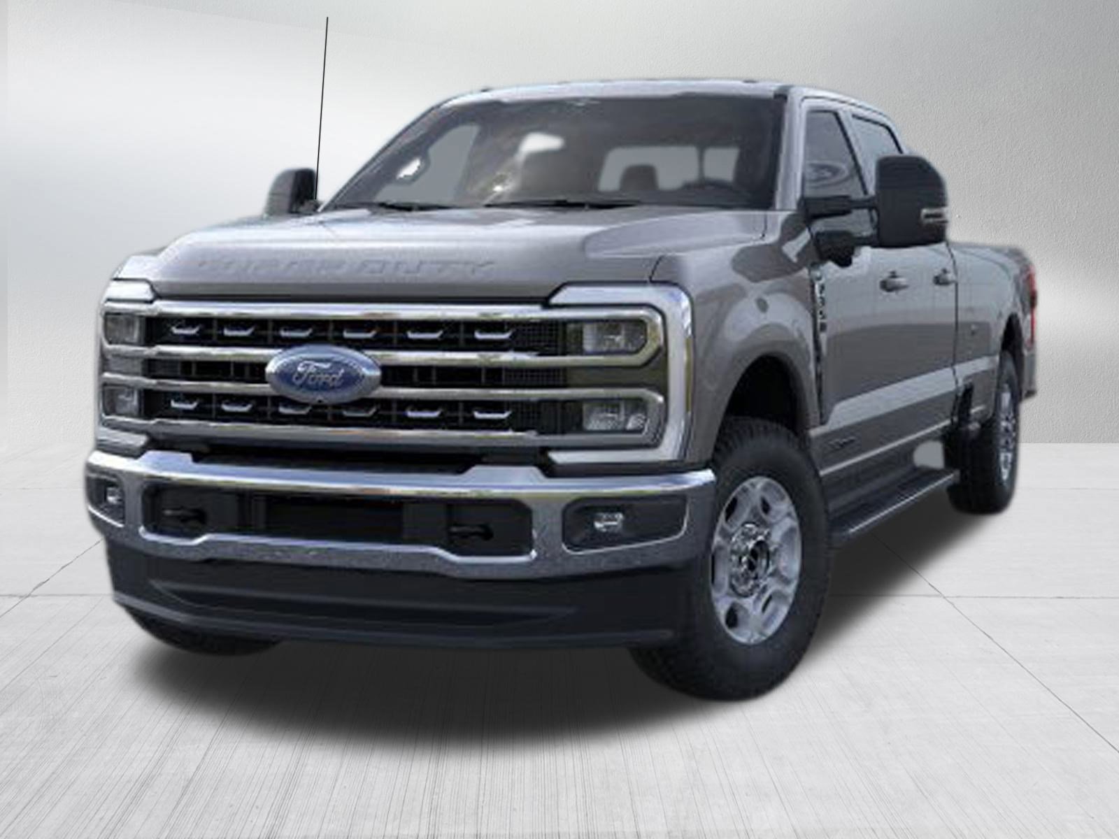 2026 Ford F-350 XLT photo 3