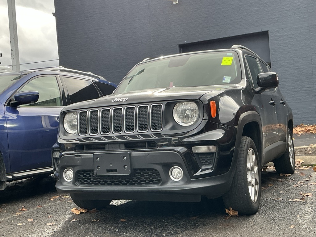 2019 Jeep Renegade Latitude photo 2