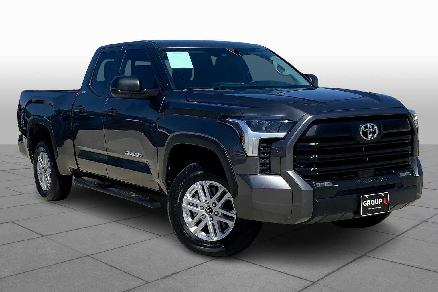 2023 Toyota Tundra SR5 Double Cab photo 2
