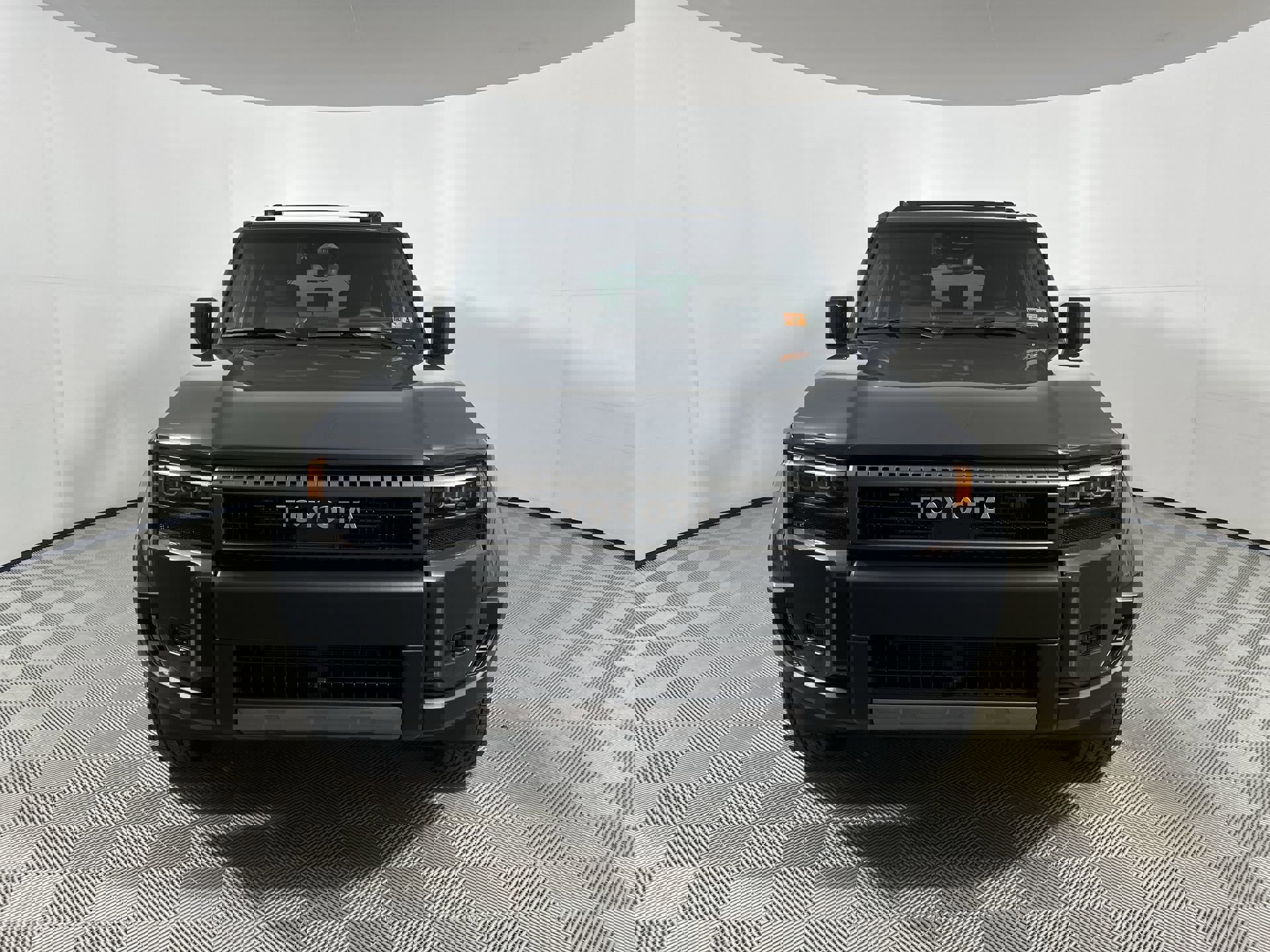 2024 Toyota Land Cruiser Base photo 3