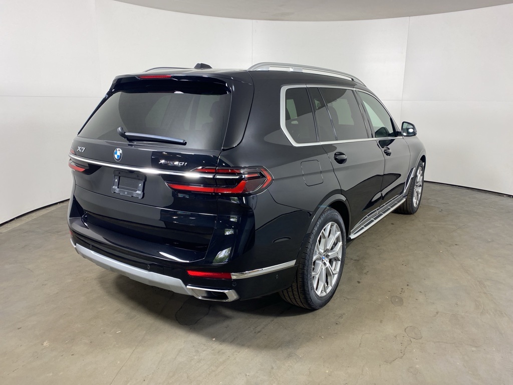 2023 Bmw X7 xDrive40i photo 2