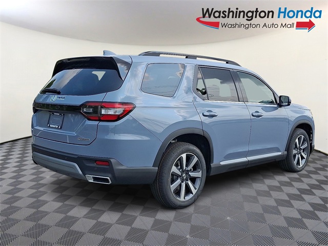 2025 Honda Pilot Touring photo 4