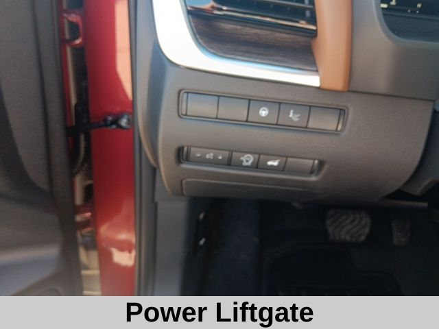 2026 Nissan Rogue Platinum photo 6