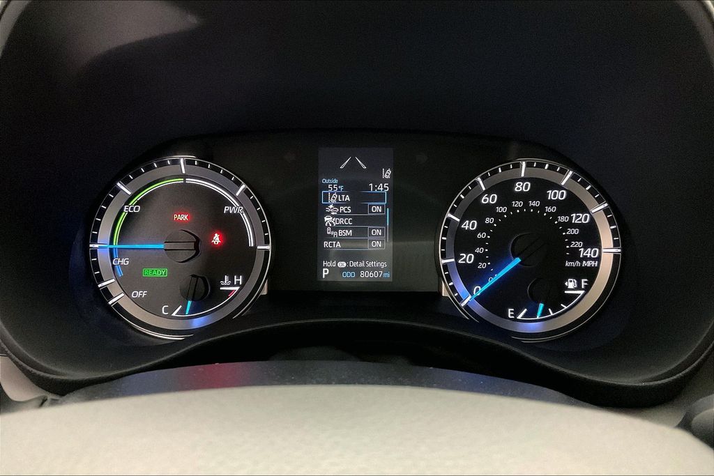2021 Toyota Highlander Hybrid LE photo 18