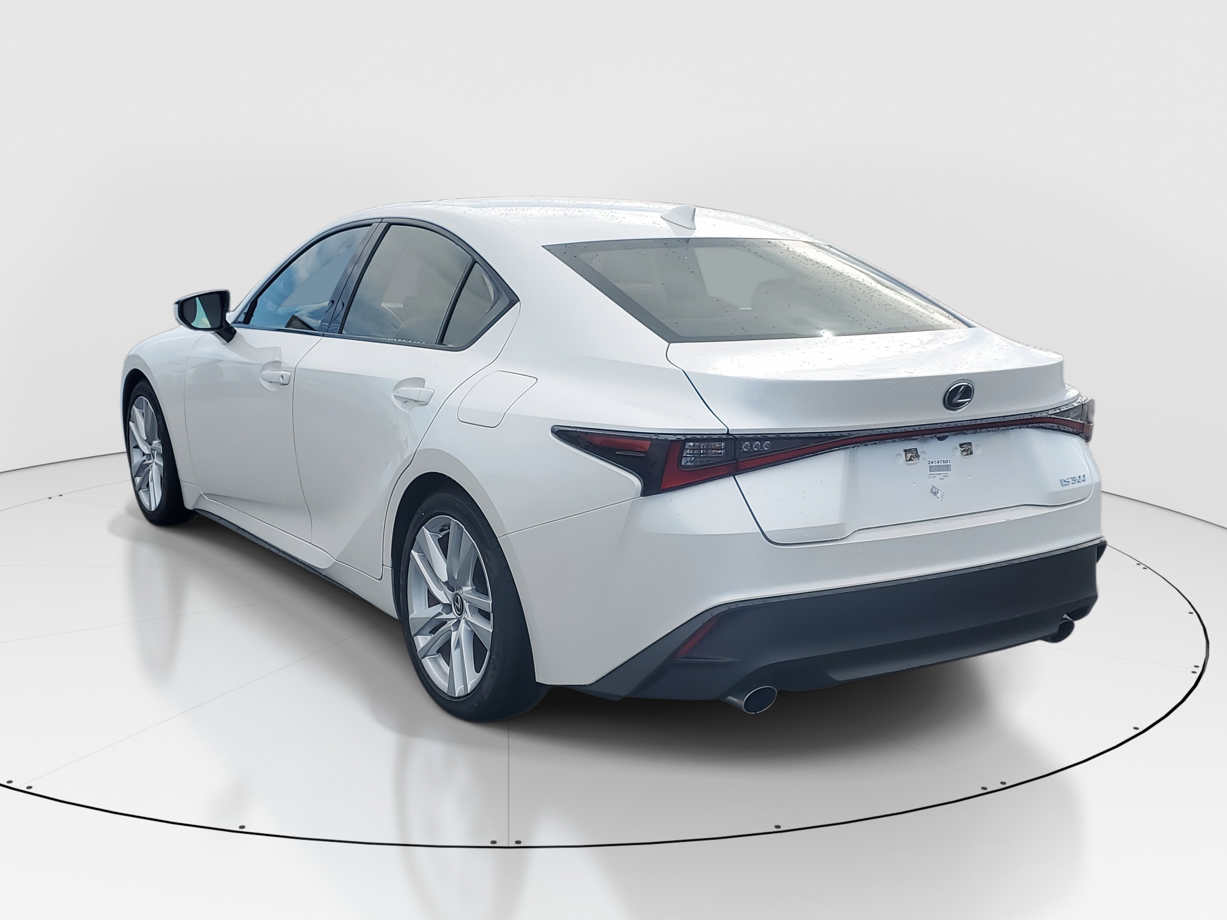 2022 Lexus IS 300 photo 4