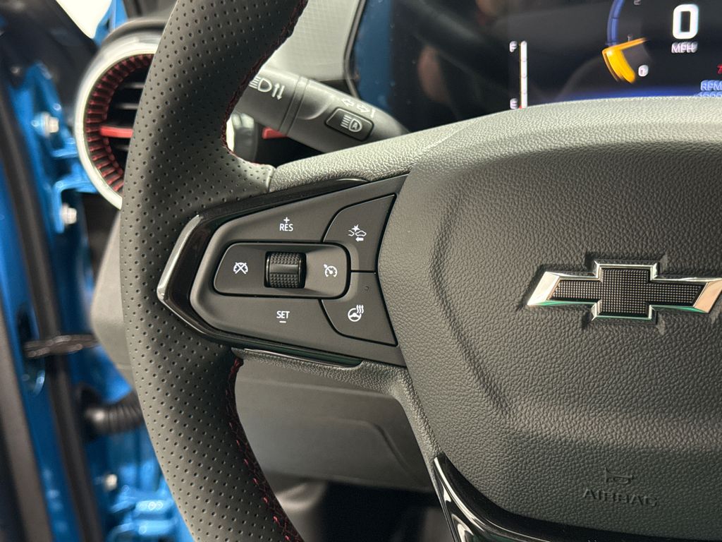 2025 Chevrolet Trax photo 16