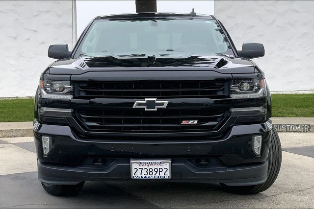 2017 Chevrolet Silverado 1500 LTZ photo 3