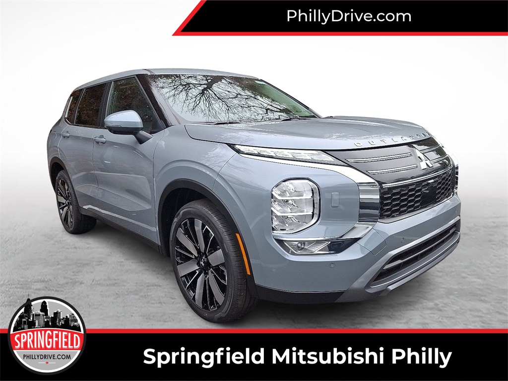 2025 Mitsubishi Outlander SE's photo