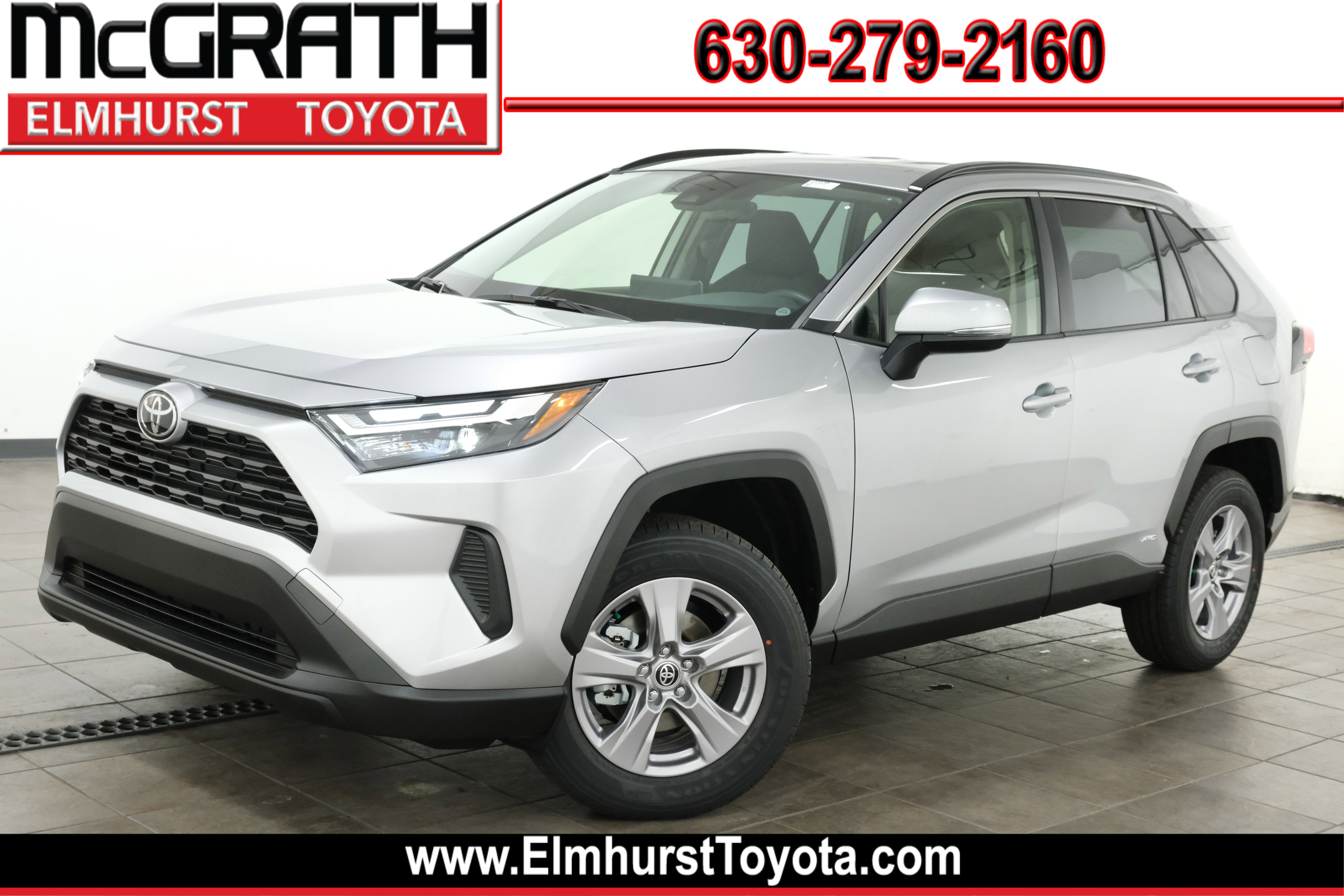 2025 Toyota RAV4 XLE's photo