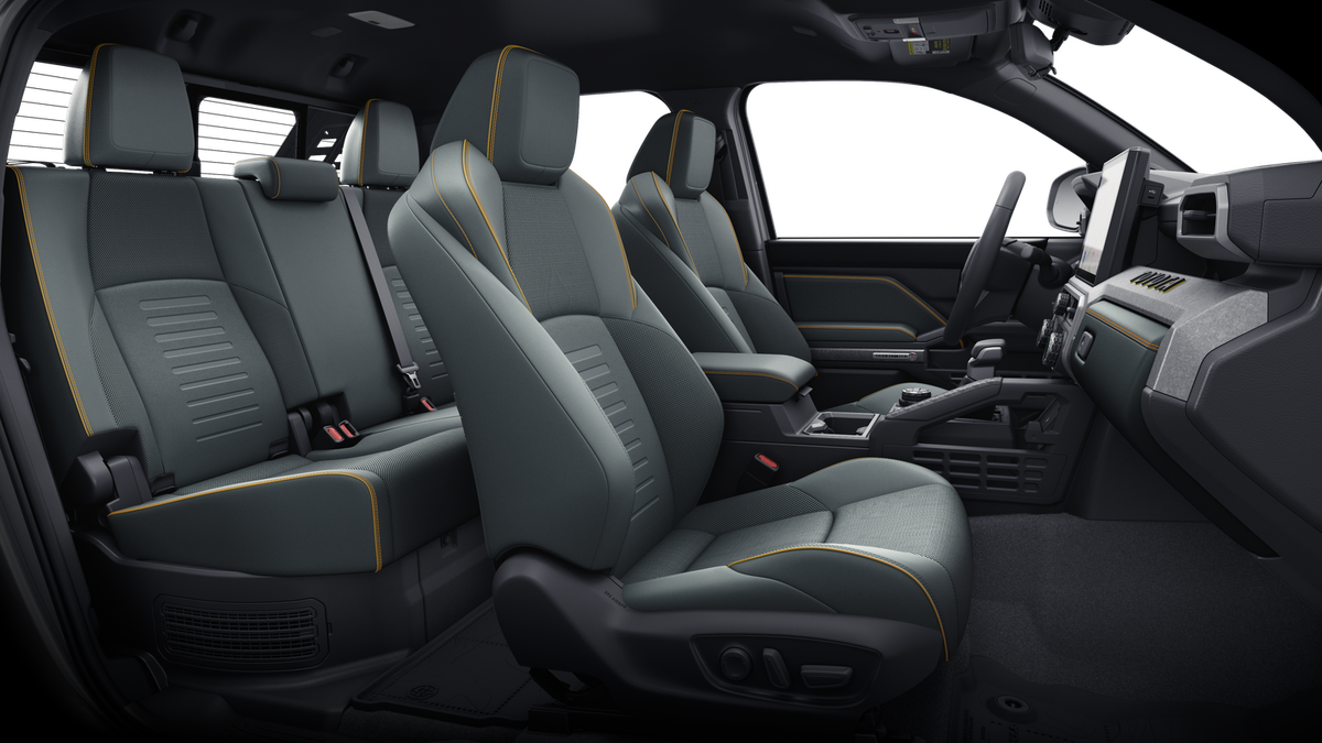 2026 Toyota Tacoma Trailhunter photo 2