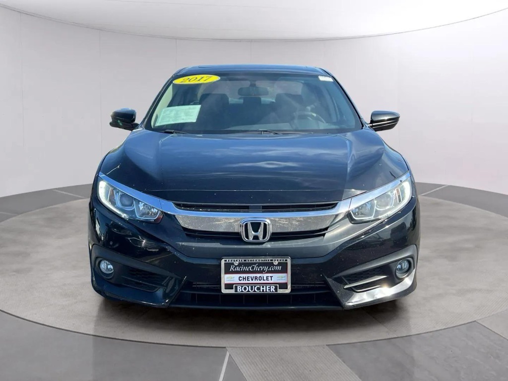 2017 Honda Civic EX-T photo 4