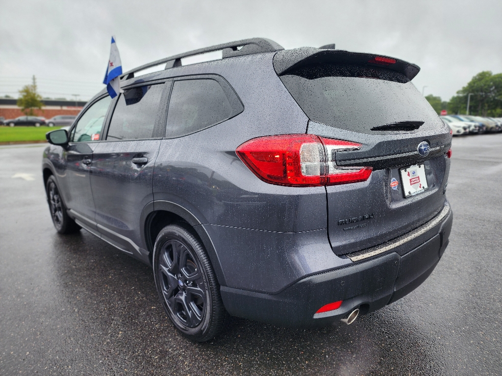 2025 Subaru Ascent Onyx Edition Touring photo 15