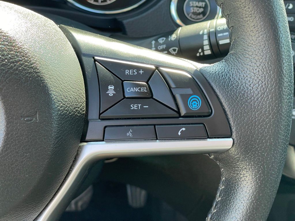2019 Nissan Rogue SL photo 14