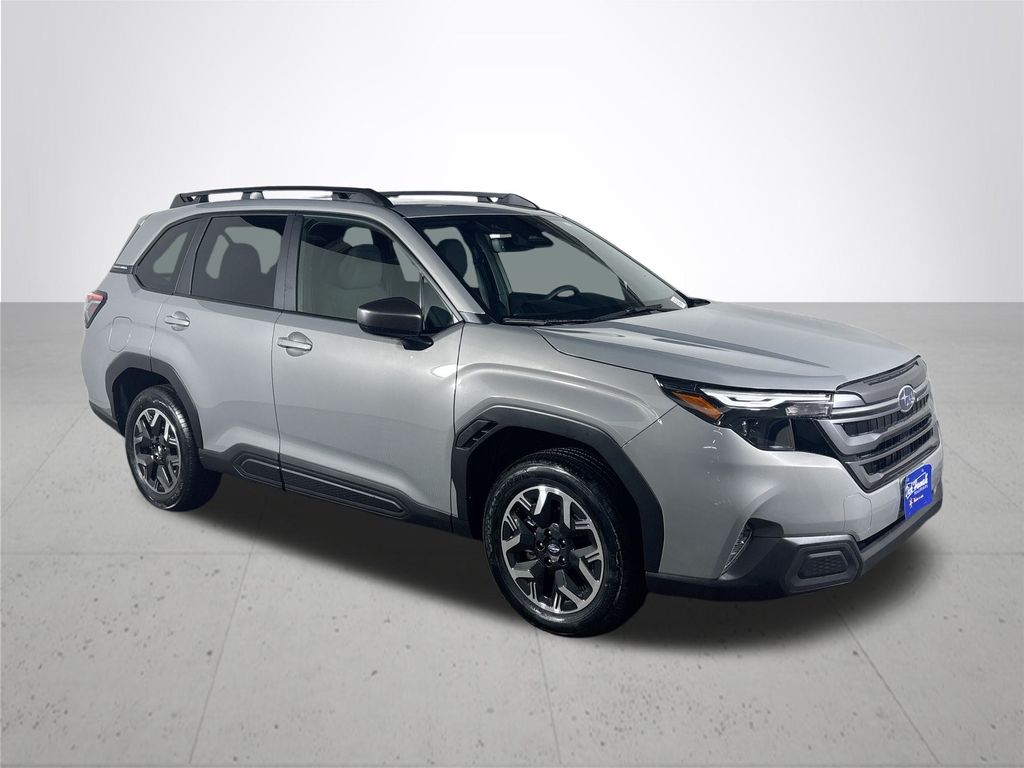 2025 Subaru Forester Premium photo 4
