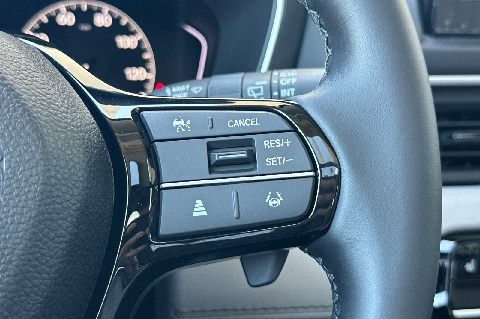 2025 Honda Pilot Touring photo 23