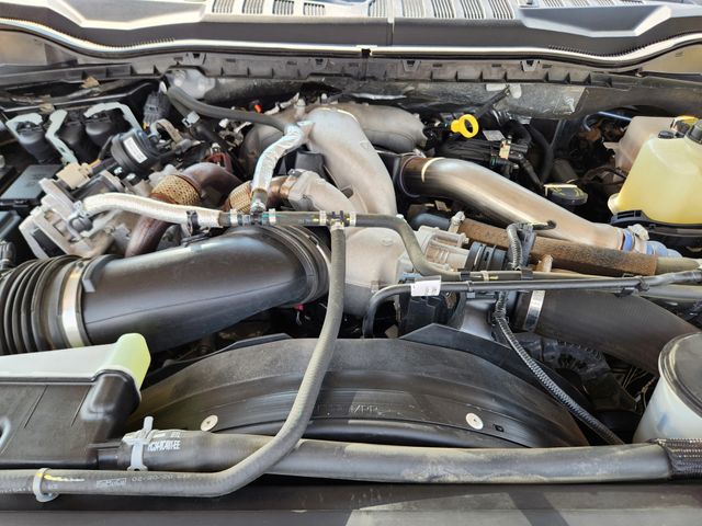 2020 Ford F-450 Lariat photo 30