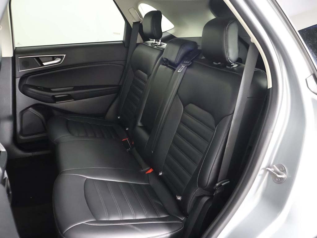 2024 Ford Edge SEL photo 27
