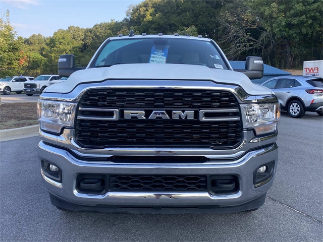 2024 Ram 3500 Big Horn photo 9
