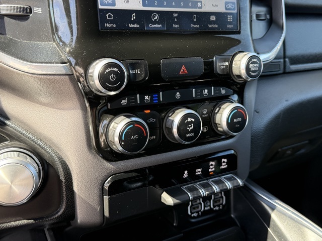 2022 Ram 1500 Laramie photo 21