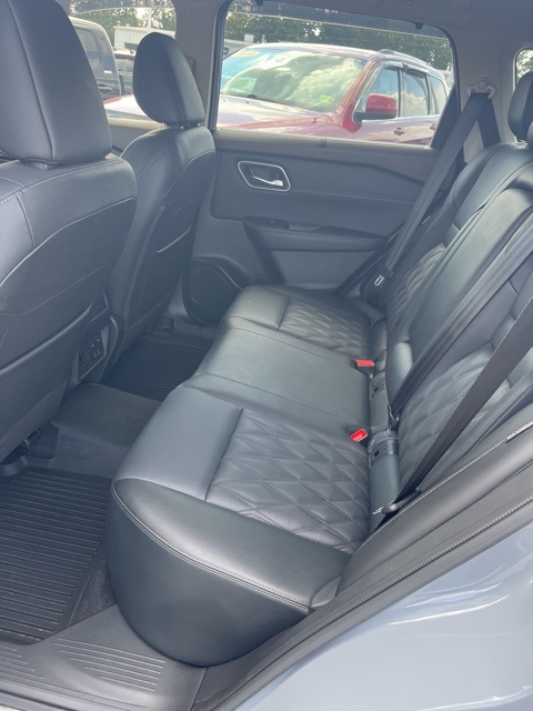 2023 Nissan Rogue Platinum photo 6