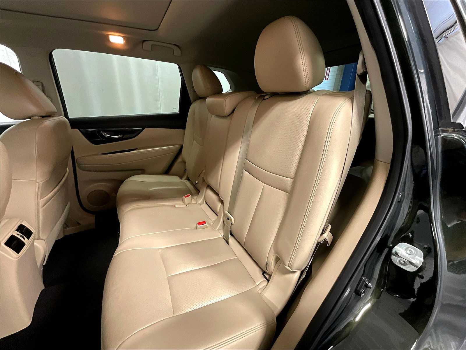 2019 Nissan Rogue SL photo 14