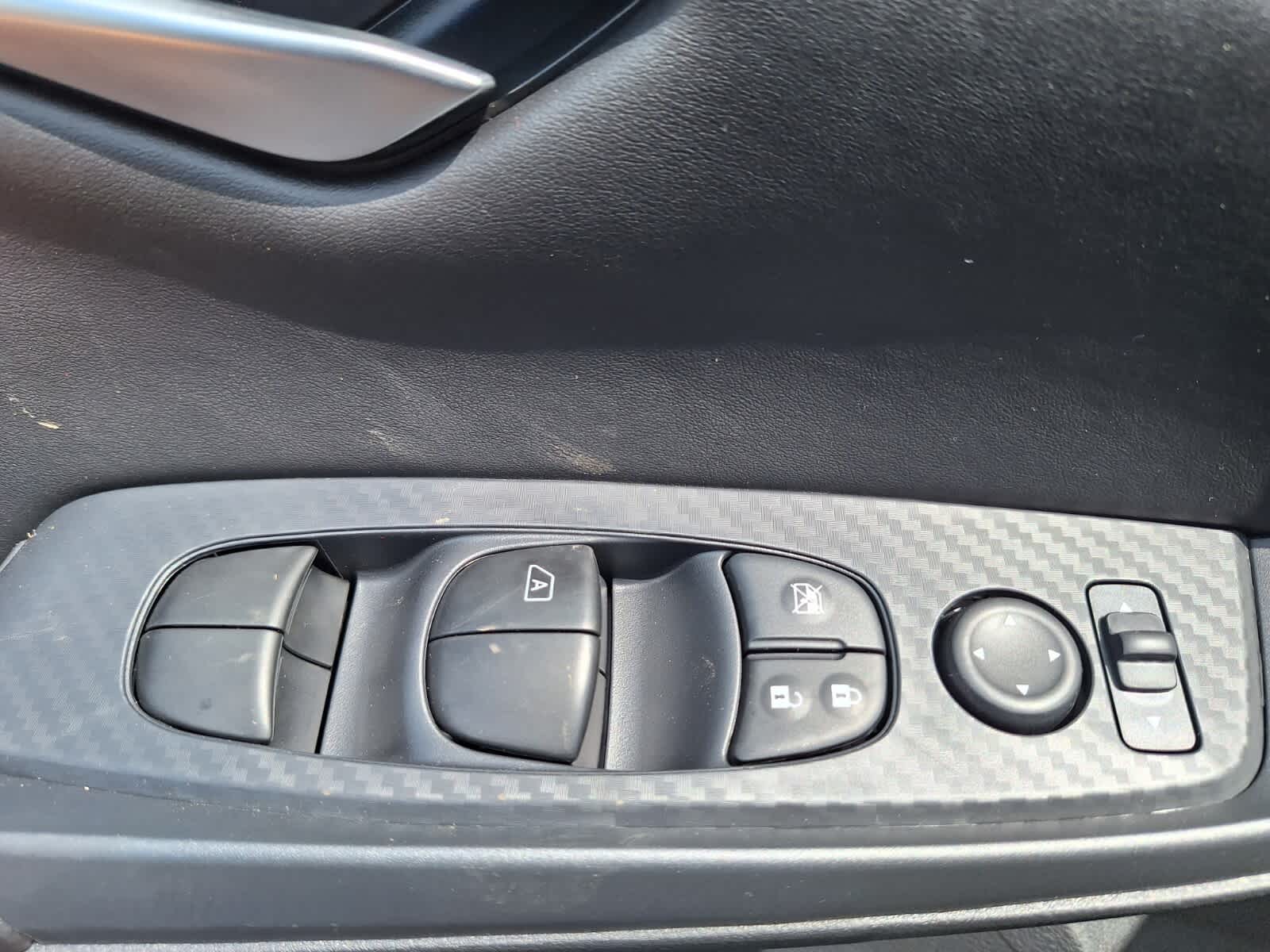 2025 Nissan Sentra SV photo 20