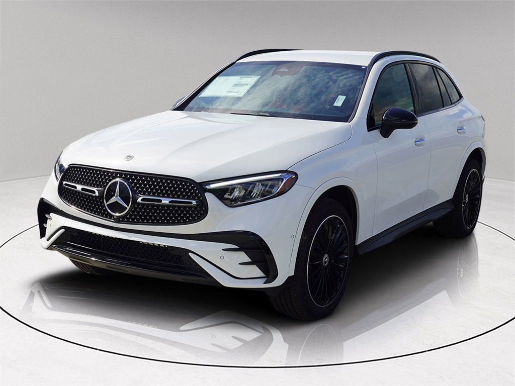 2025 Mercedes Benz GLC 300 4MATIC photo 2