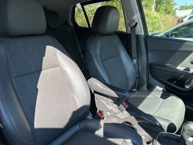 2022 Chevrolet Trax LT photo 15