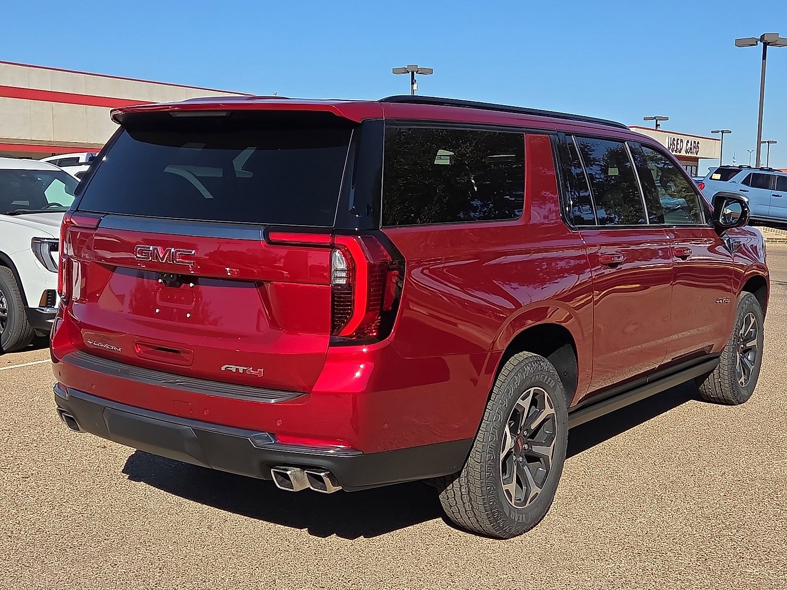 2026 Gmc Yukon XL AT4 photo 3