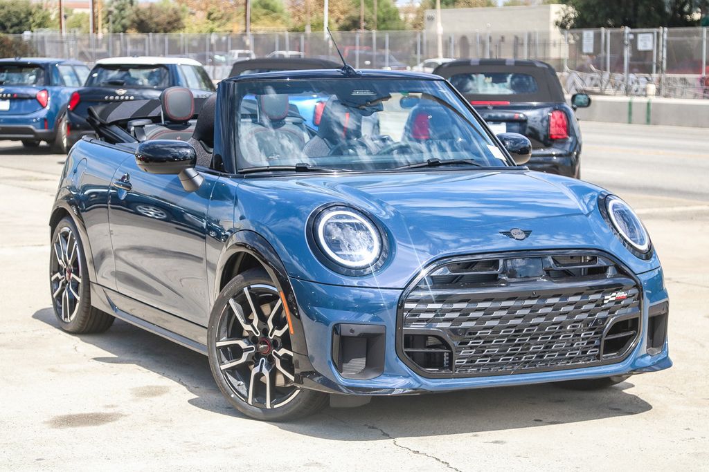 2026 Mini Cooper Convertible Iconic photo 7