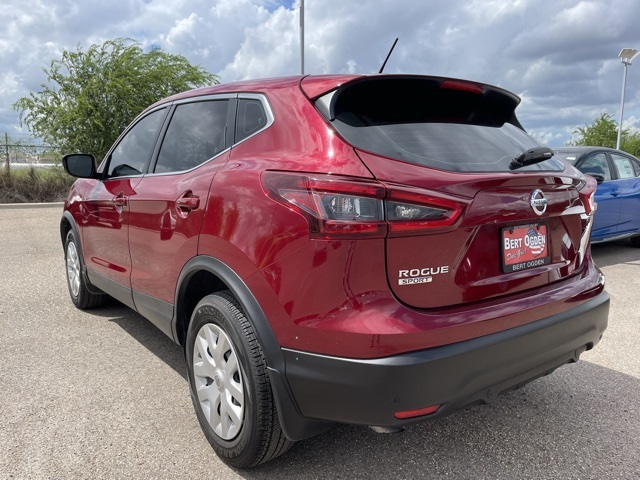 2020 Nissan Rogue Sport S photo 5