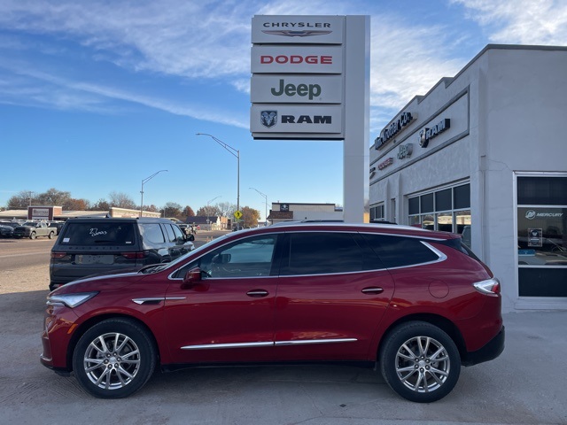 2022 Buick Enclave Essence's photo