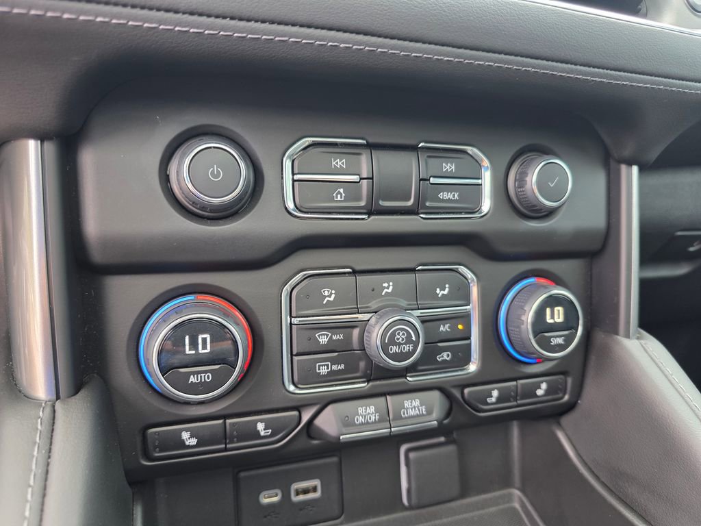 2023 Chevrolet Tahoe Z71 photo 17