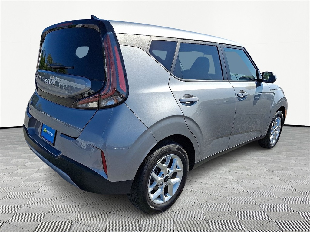 2025 Kia Soul S photo 7