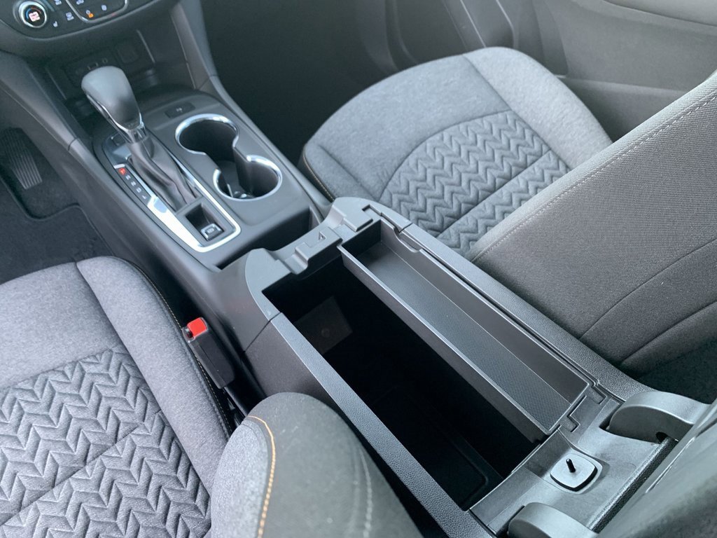 2022 Chevrolet Equinox LT photo 21
