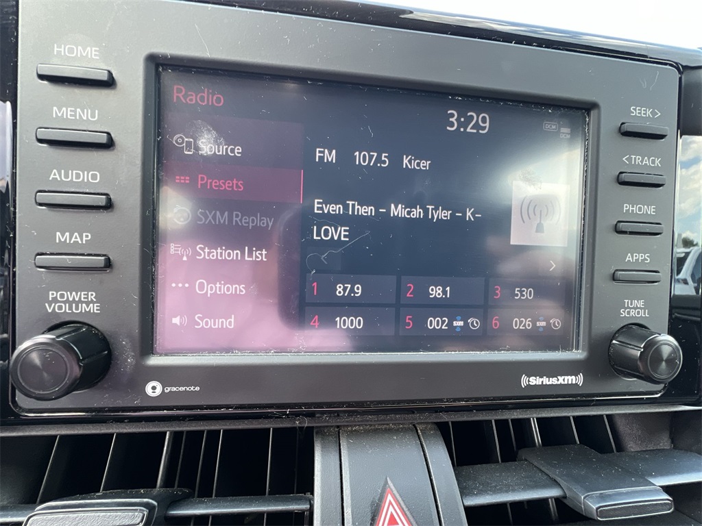 2022 Toyota RAV4 Hybrid LE photo 21