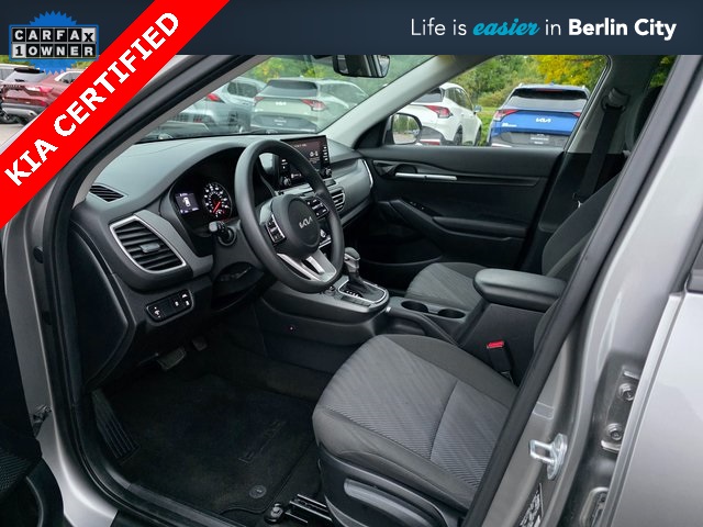 2023 Kia Seltos LX photo 8