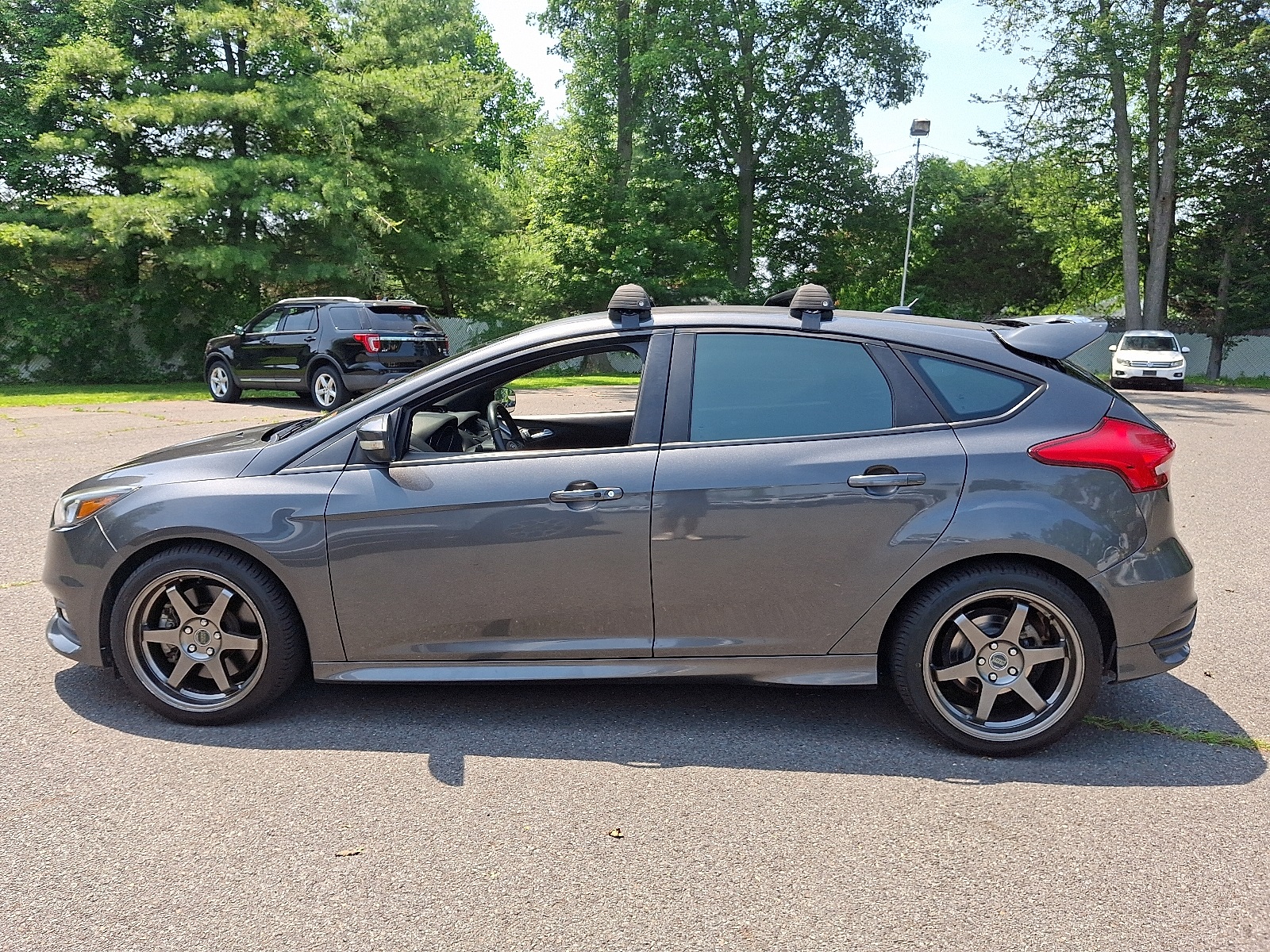 2017 Ford Focus ST photo 4