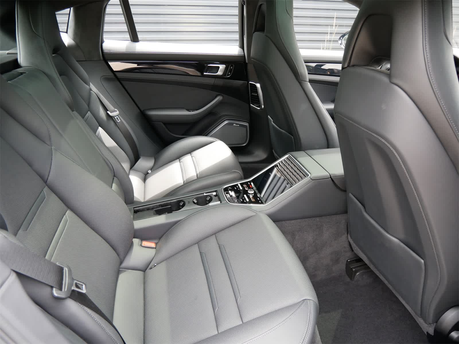 2021 Porsche Panamera Turbo S photo 26