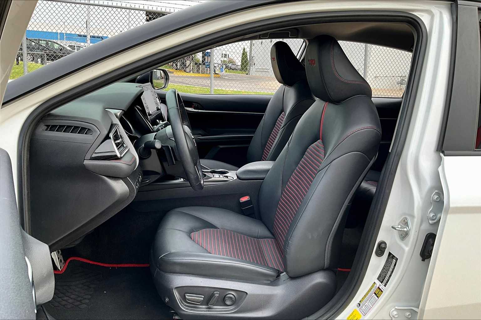 2023 Toyota Camry TRD V6 photo 7