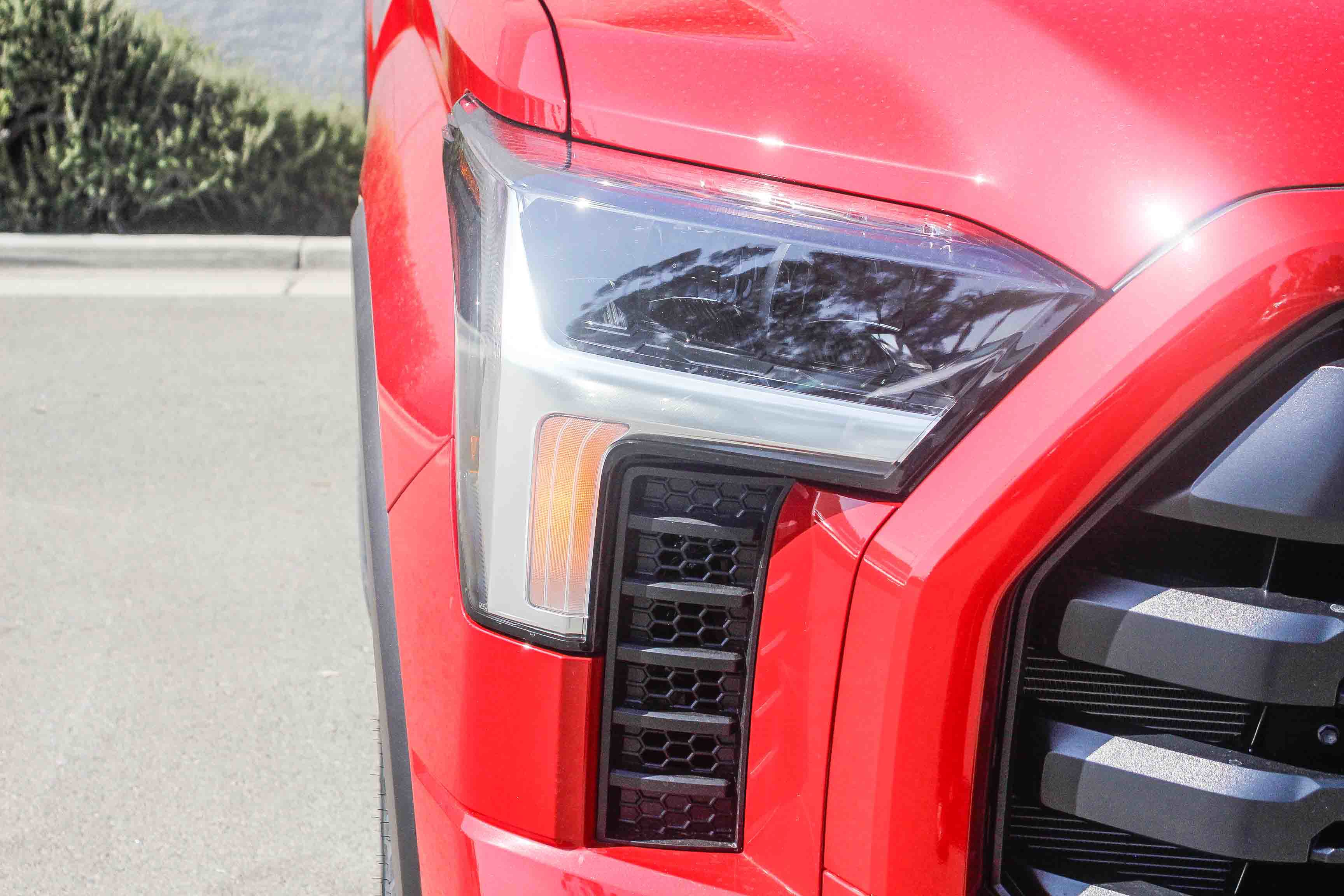 2026 Toyota Tundra SR5 CrewMax photo 4