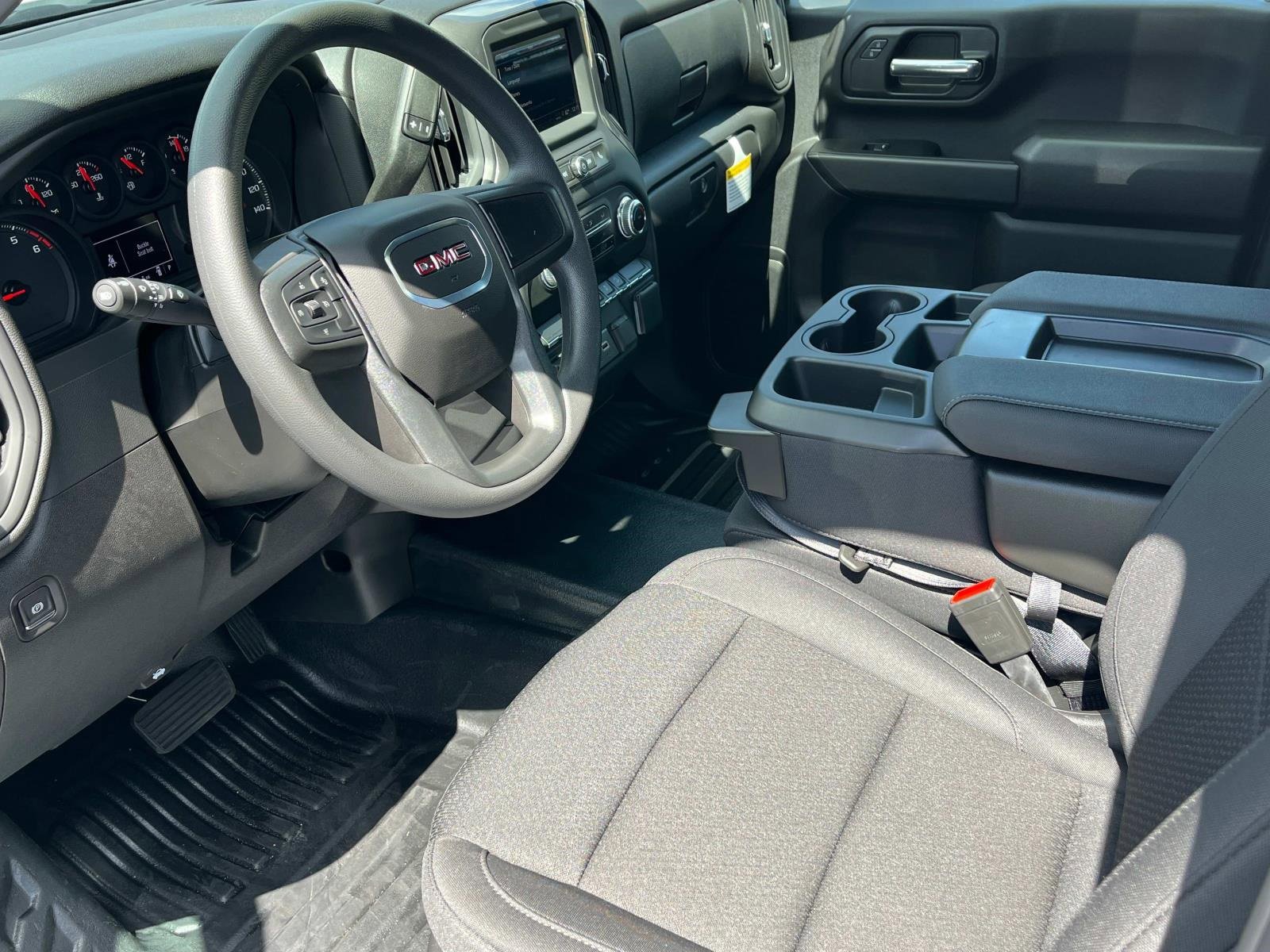 2026 Toyota RAV4 HD Pro photo 19